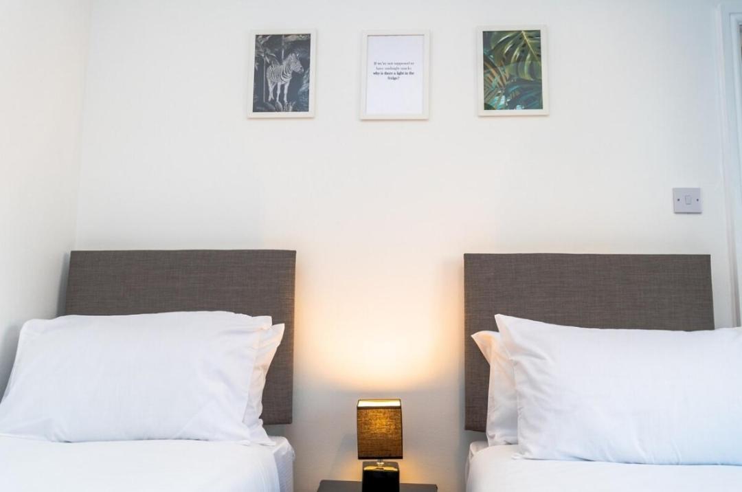 Вілла Charming York House- Walking Distance To Town Centre Екстер'єр фото