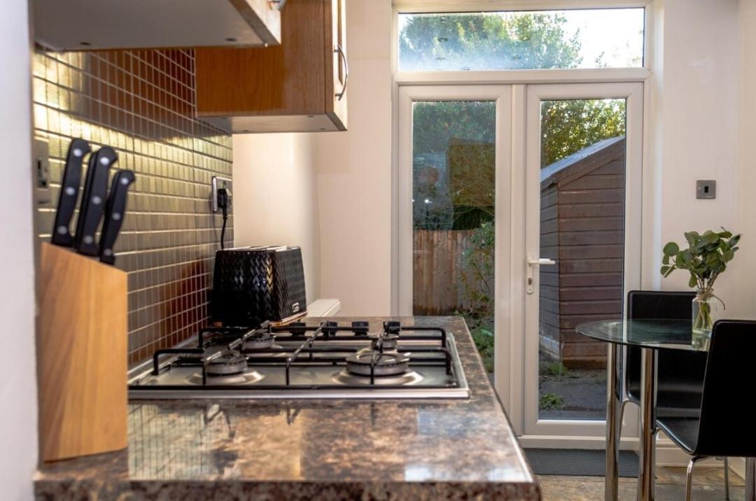 Вілла Charming York House- Walking Distance To Town Centre Екстер'єр фото