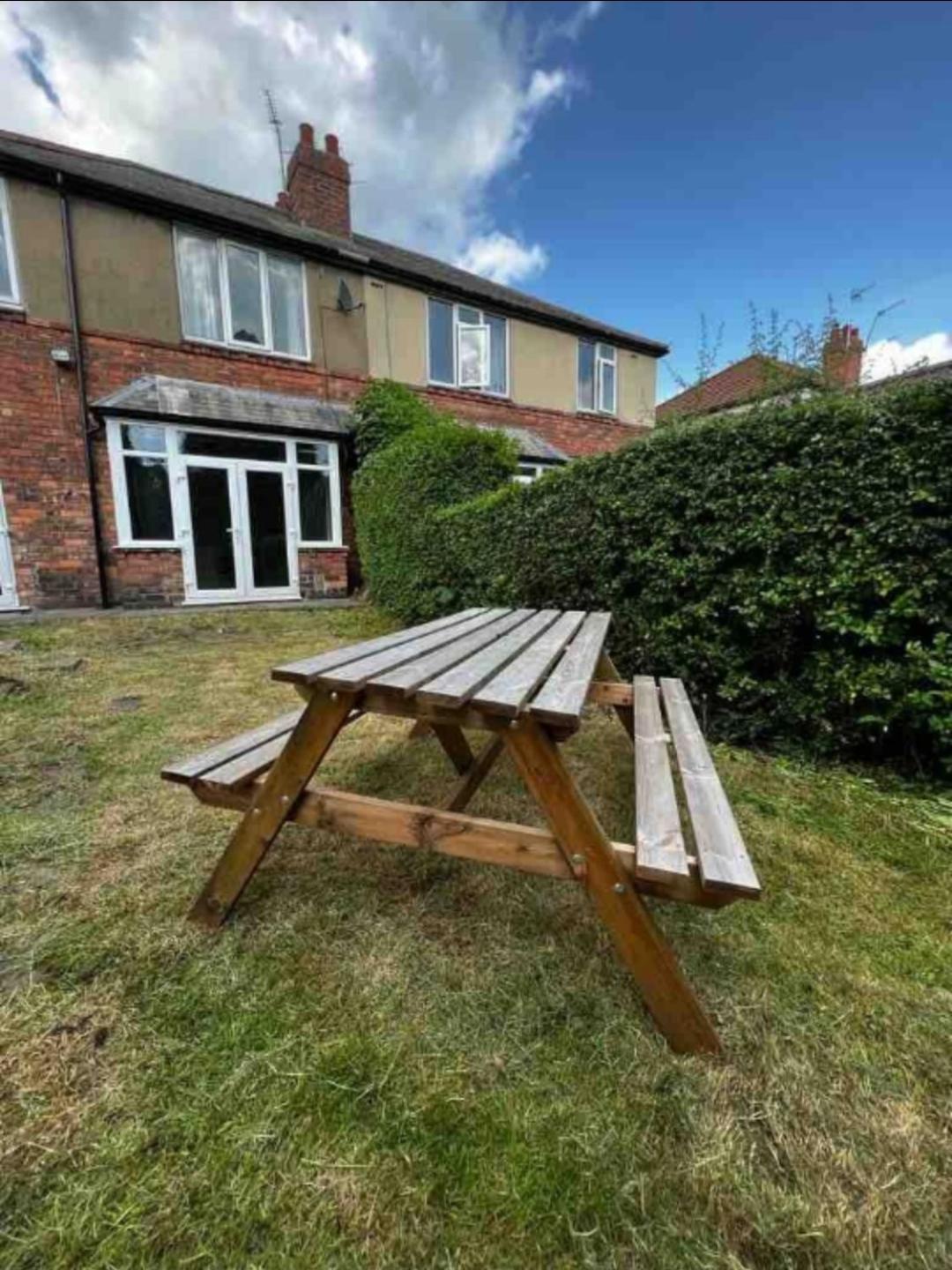 Вілла Charming York House- Walking Distance To Town Centre Екстер'єр фото